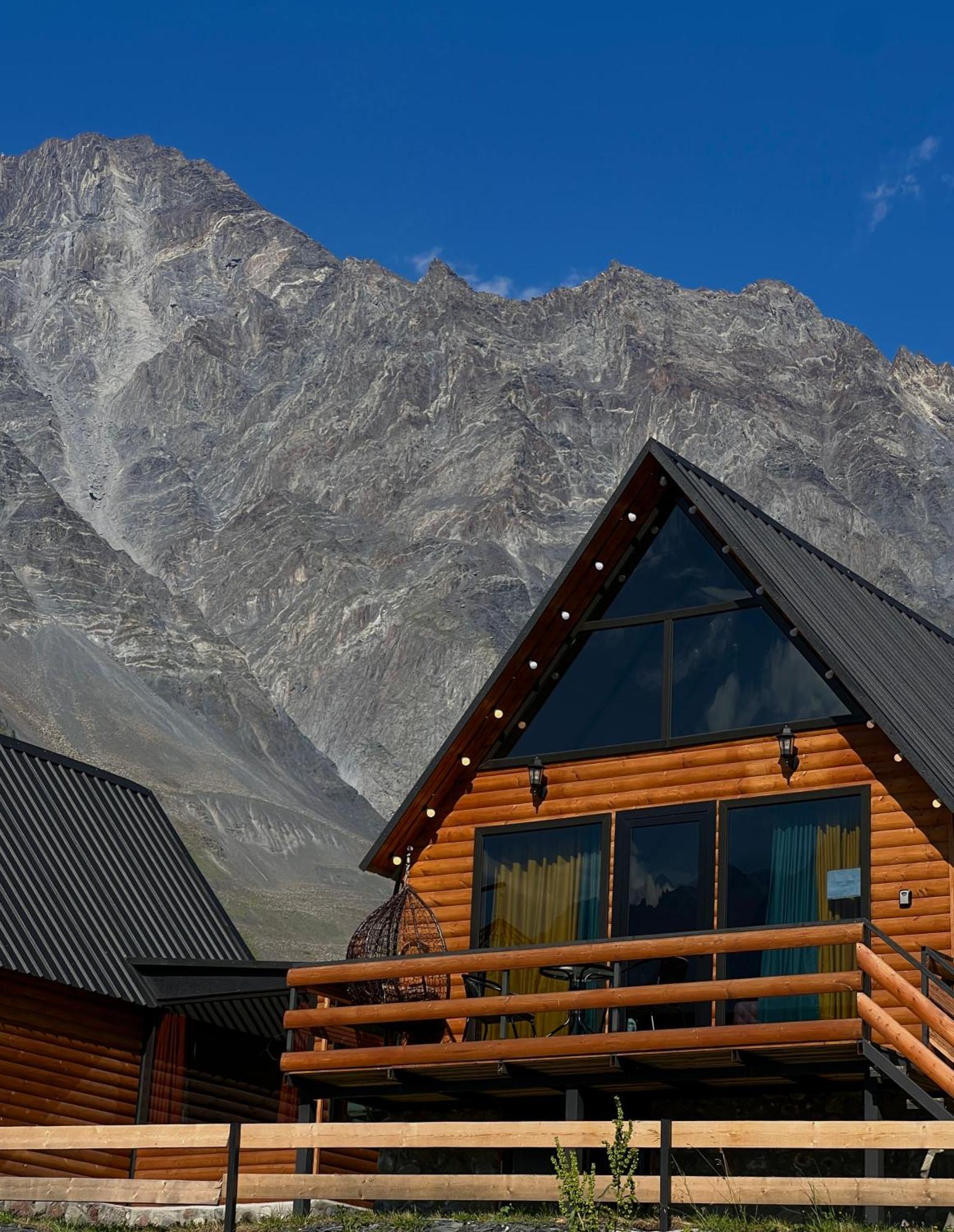 Kazbegi Inn Cottages Dış mekan fotoğraf