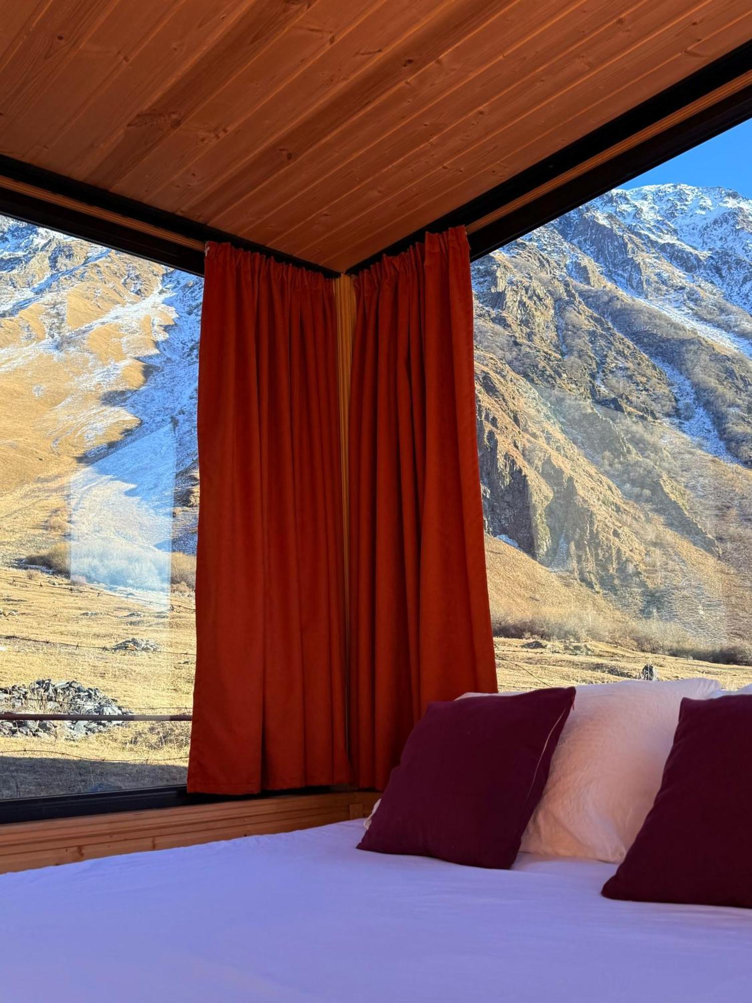 Kazbegi Inn Cottages Dış mekan fotoğraf